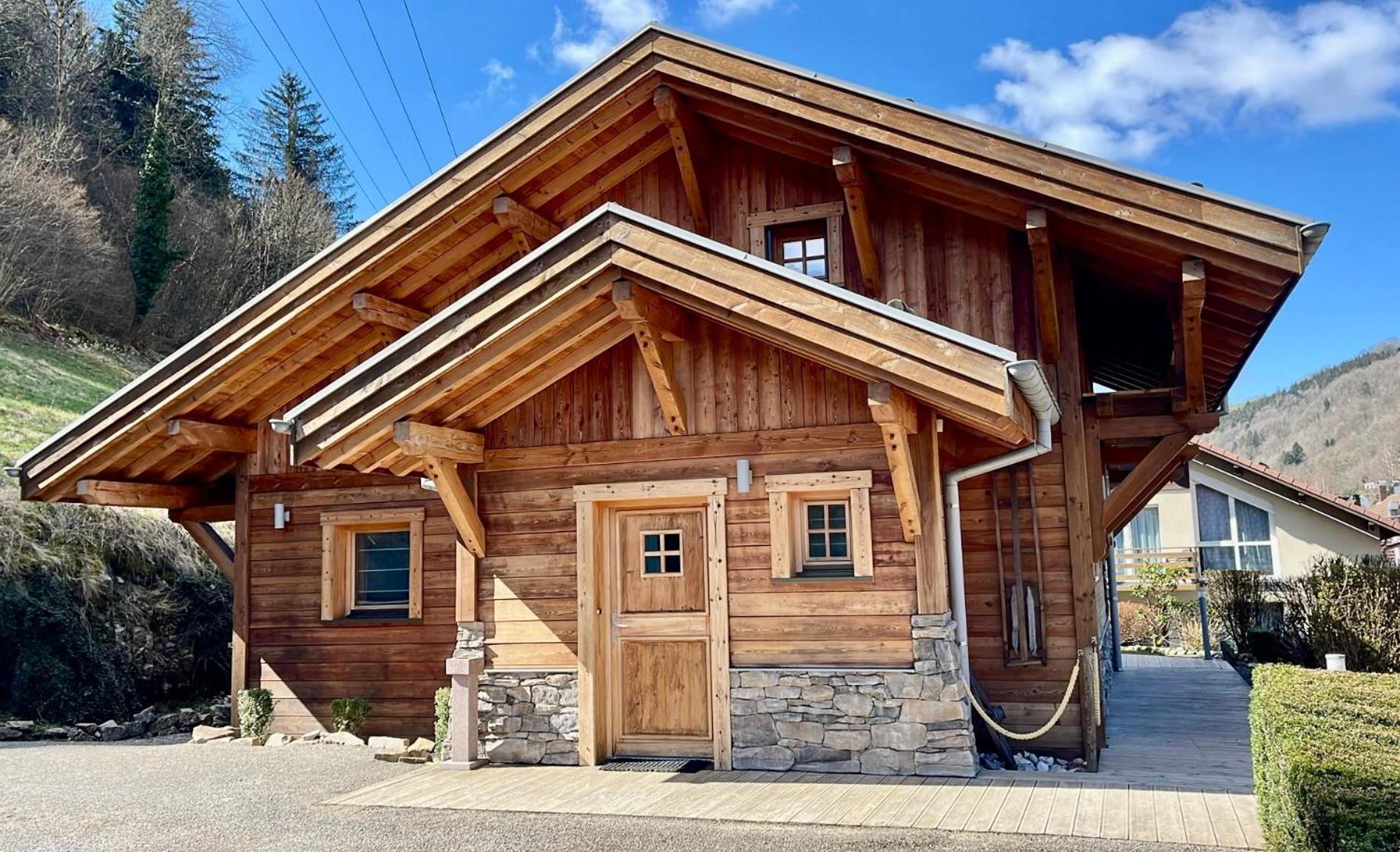 Logis Hotel, Chalets Et Restaurant Les Chatelmines La Bresse Exteriér fotografie